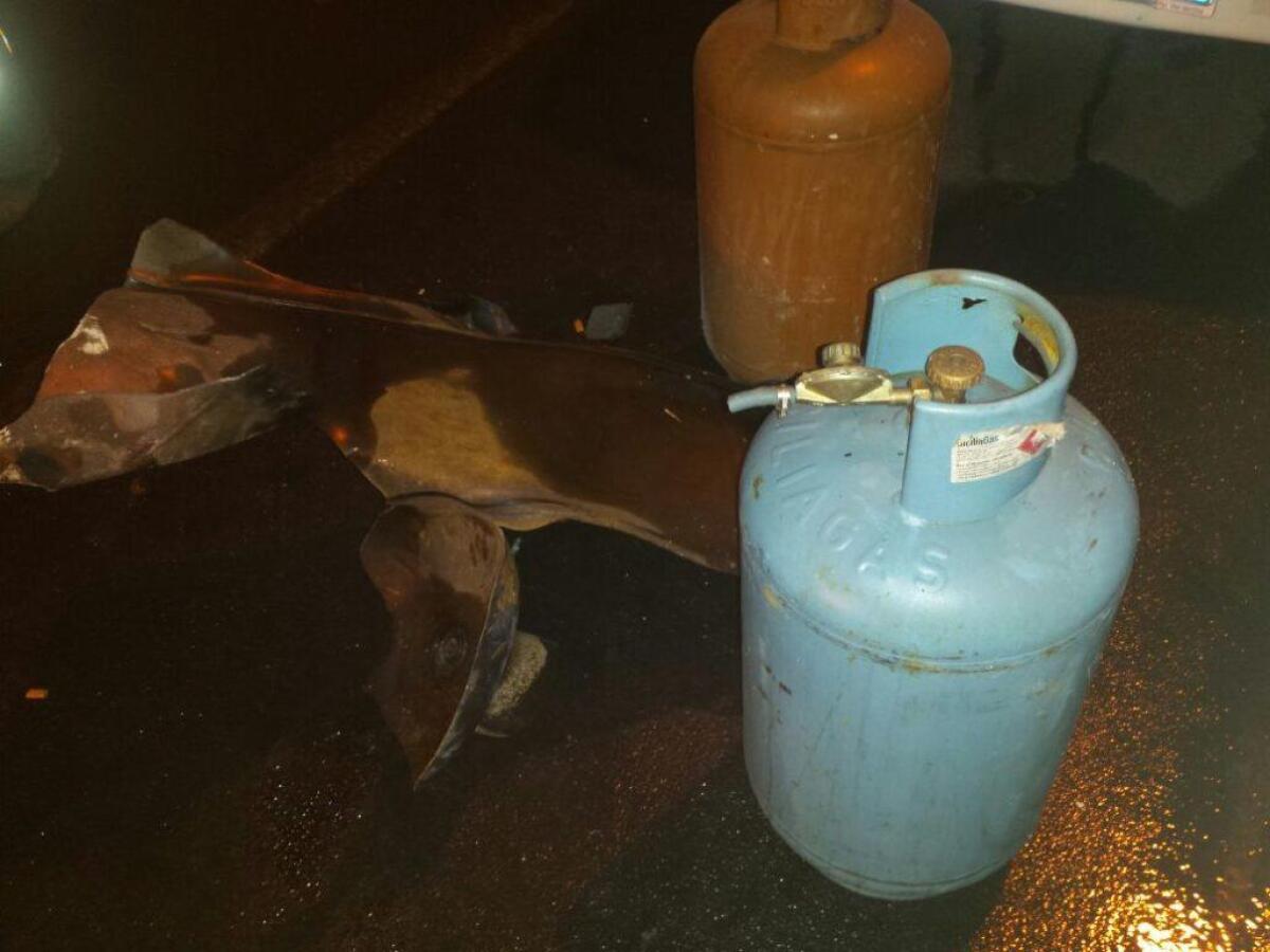 Esplode bombola a gas: miracolosamente illesi - 