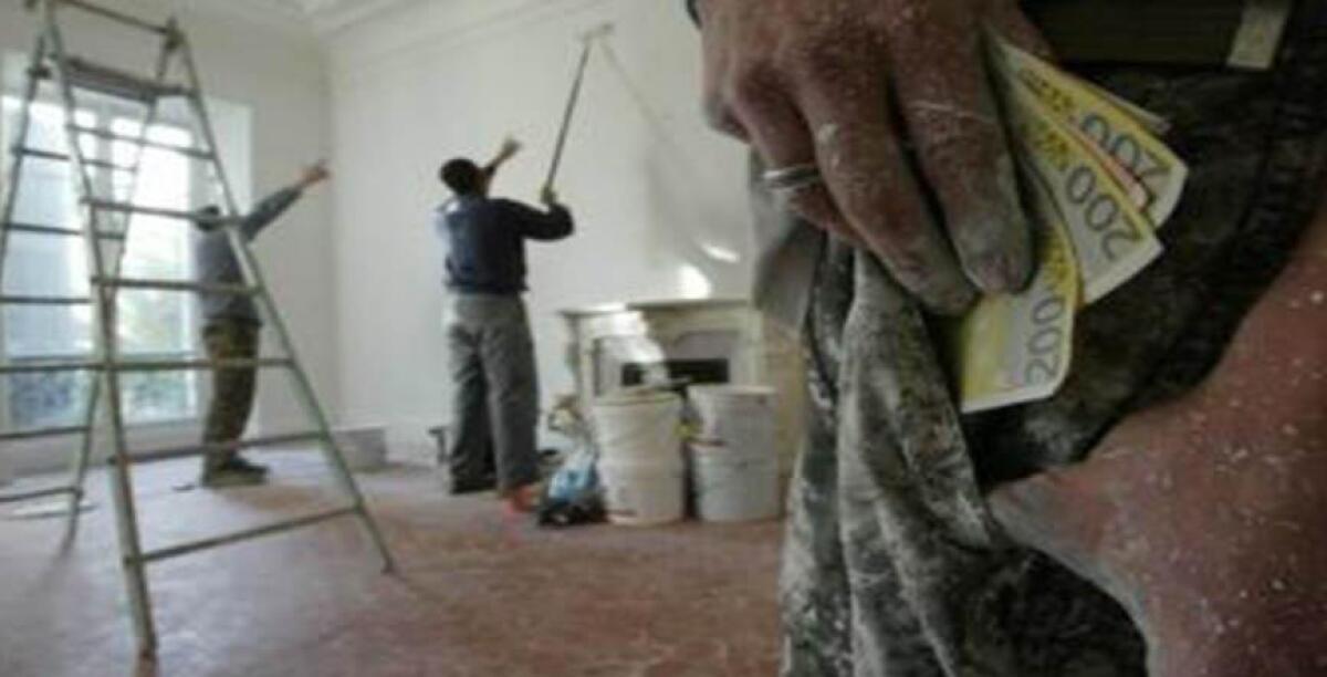 Sospesa attività di una ditta di manufatti in cartongesso - 