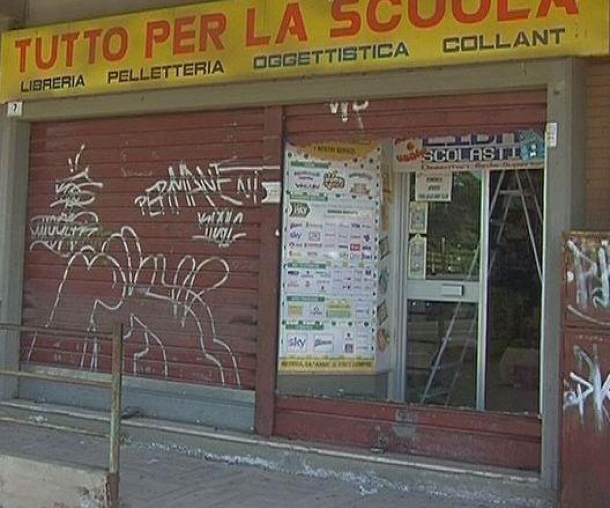 Notte di devastazione: assalto anche all’edicola dell’Ardizzone - 