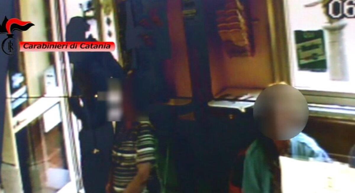 Rapina a tabacchi di Belpasso: il VIDEO - 