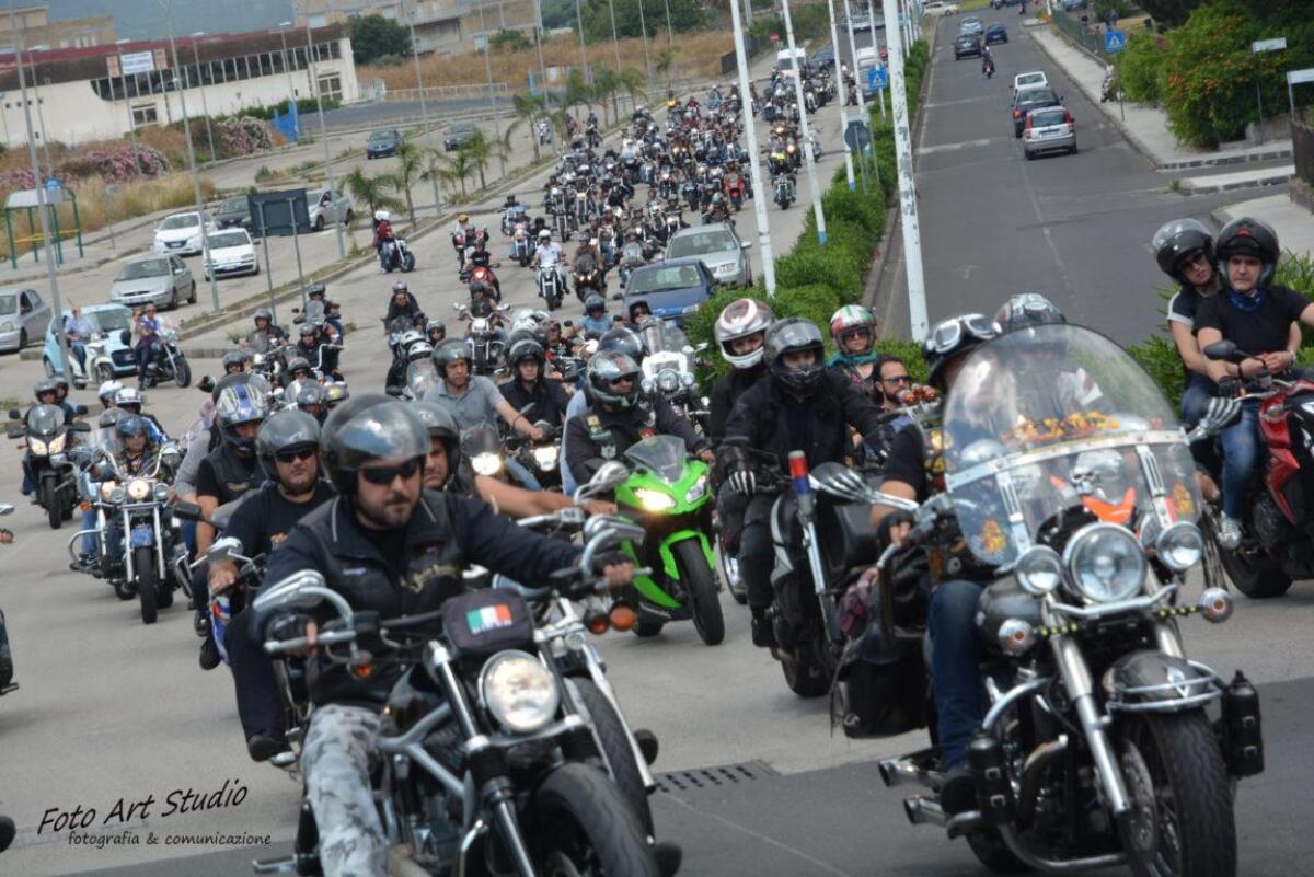 I Vulcanici: il rombo delle due ruote da Paternò all'Etna - 