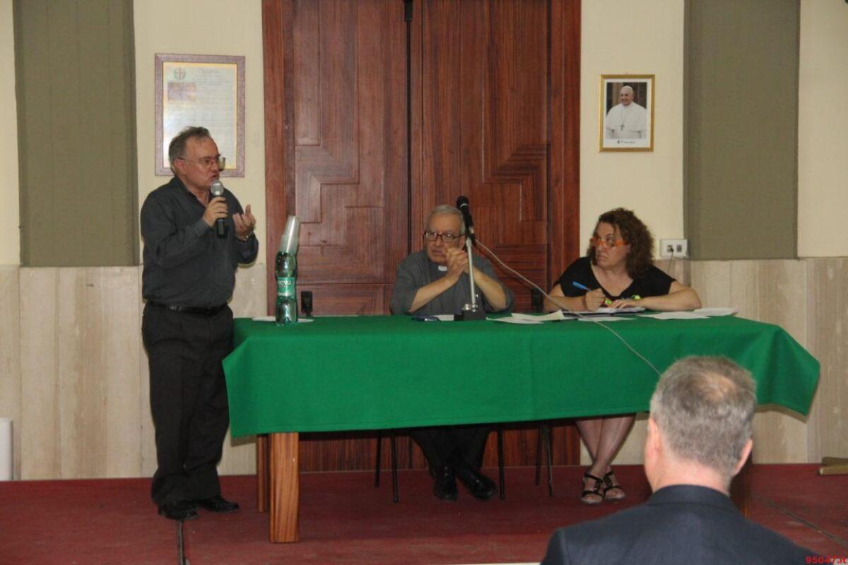 "Uscire, annunciare, abitare, educare, trasfigurare" - 