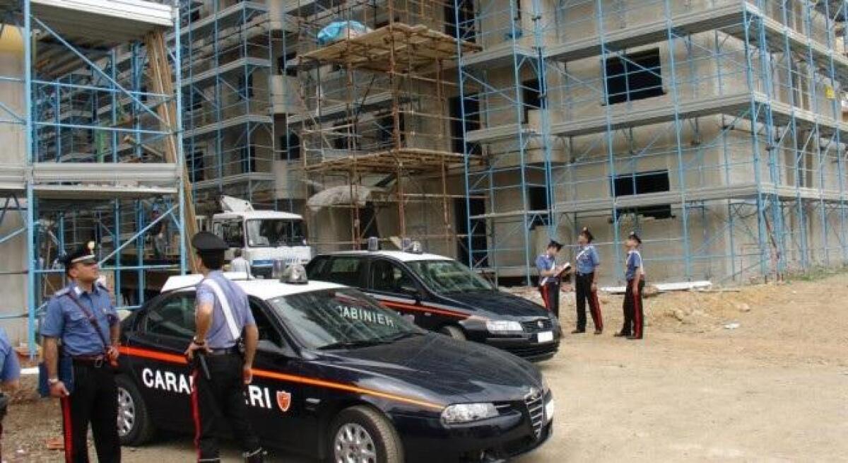 Controlli a tappeto nei cantieri della provincia: sospese due attività a Paternò - 