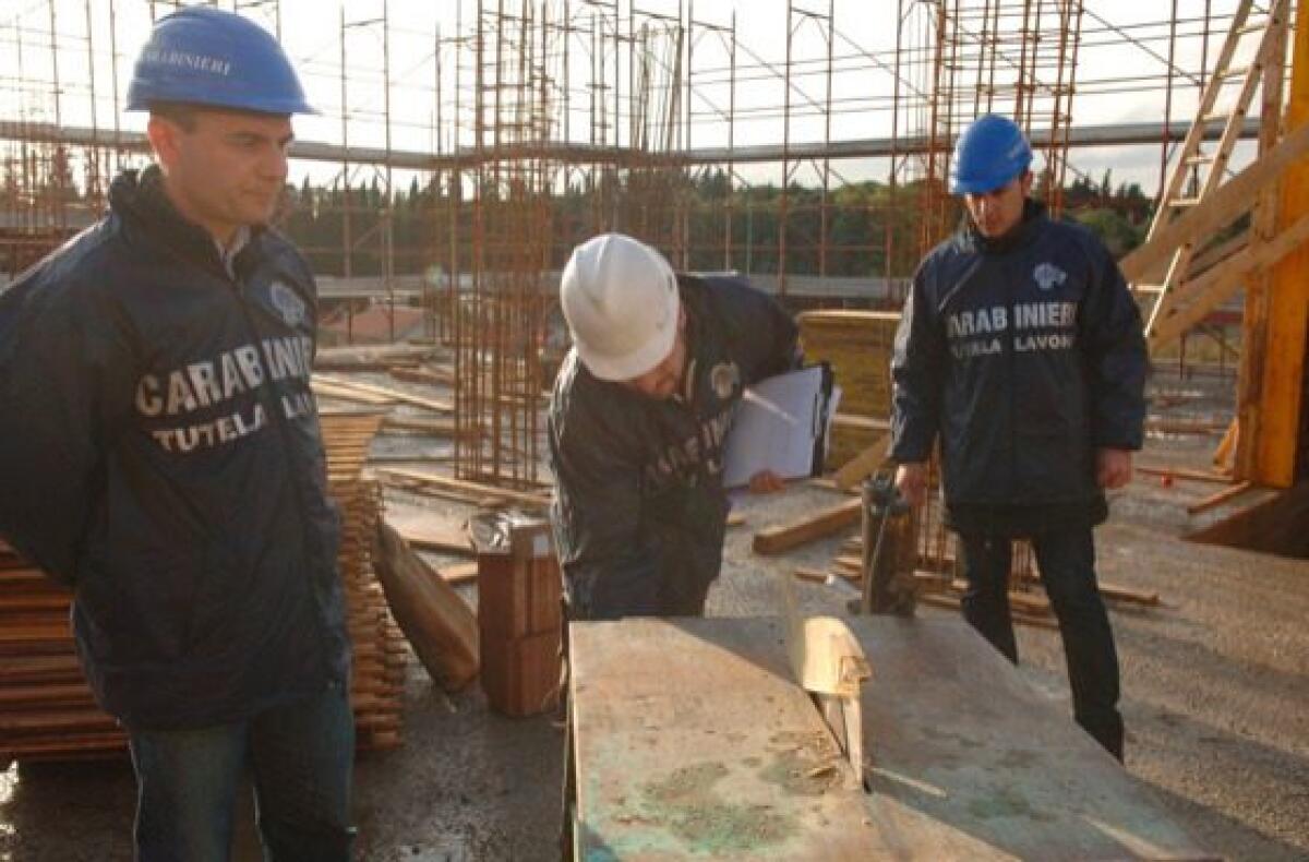 Paternò, controlli nei cantieri: sospesa l'attività - 