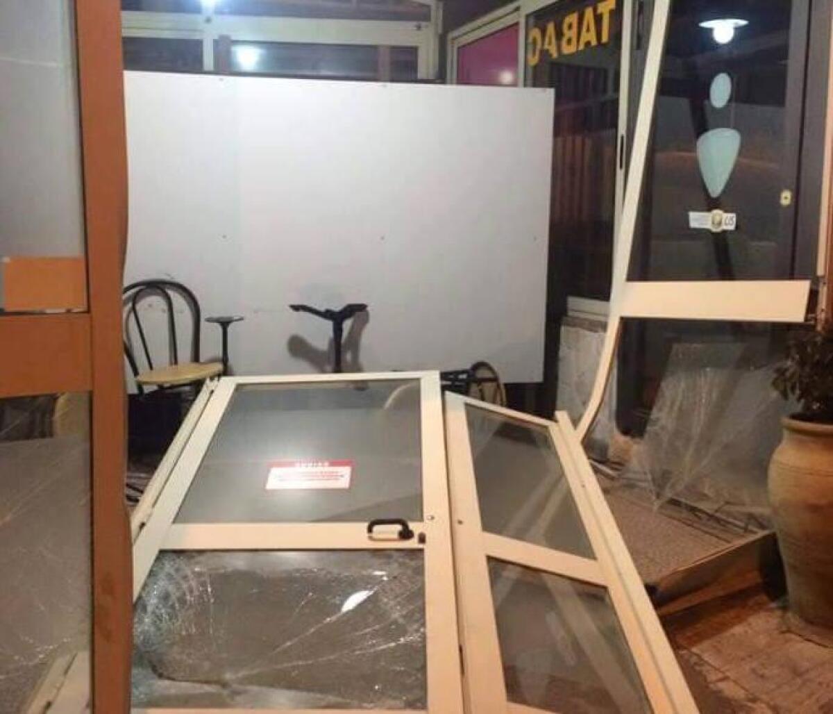 Spaccata al bar di San Marco: messi in fuga dall’allarme - 