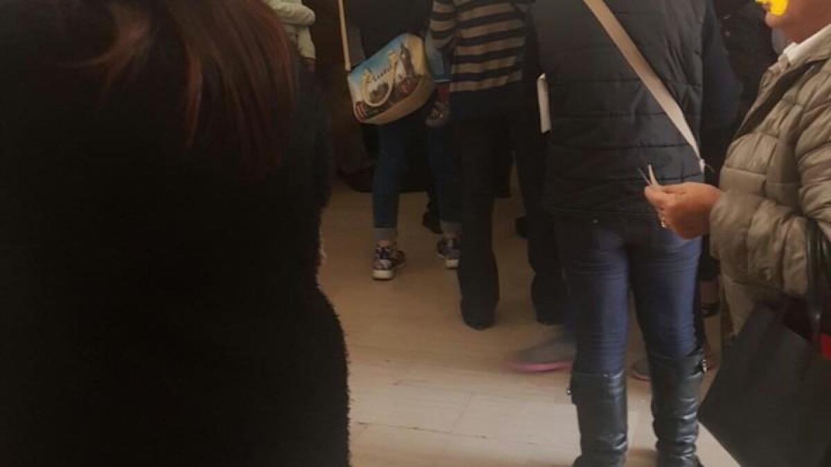 Le lunghe code per l’esenzione del ticket - 