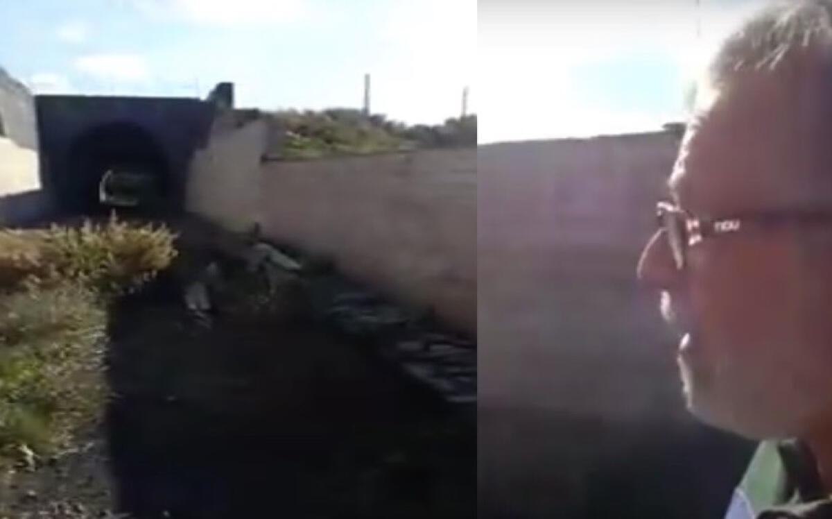 Una storia assurda: i binari anzichè in galleria finiscono davanti casa - 