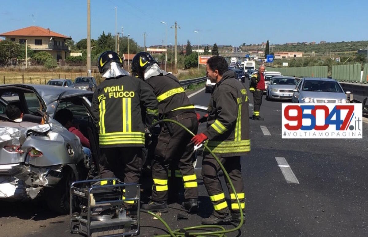 Incidente autonomo all'uscita di Paternò - 