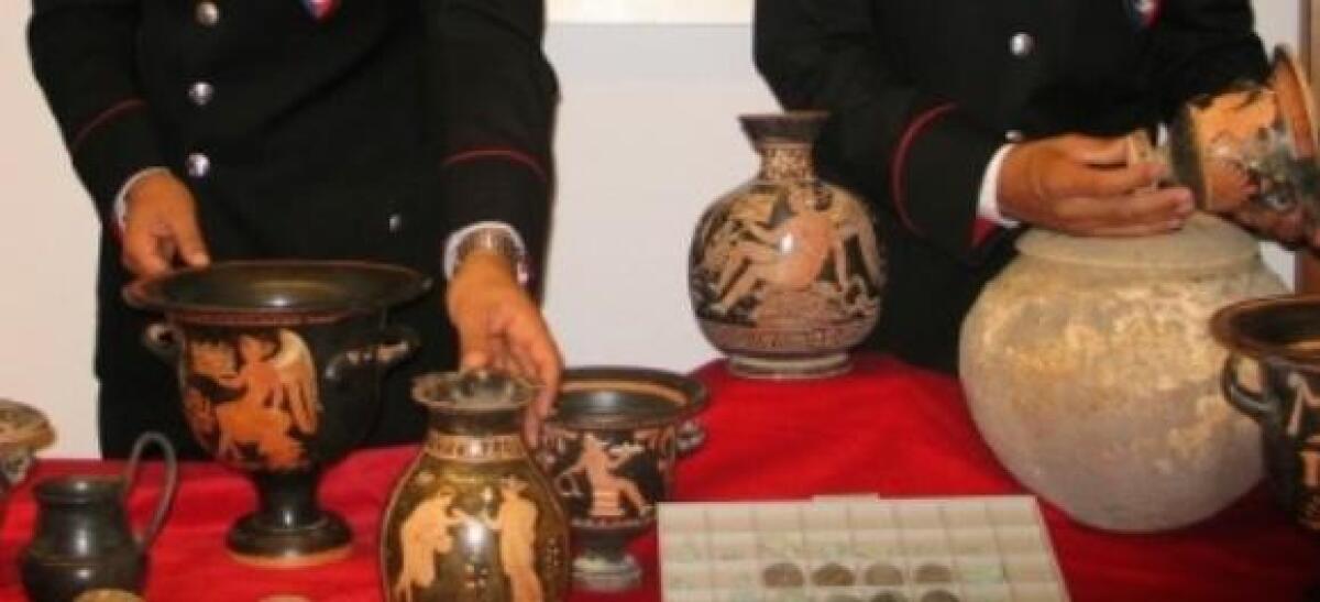 Traffico internazionale di beni archeologici: coinvolto un 50enne paternese - 