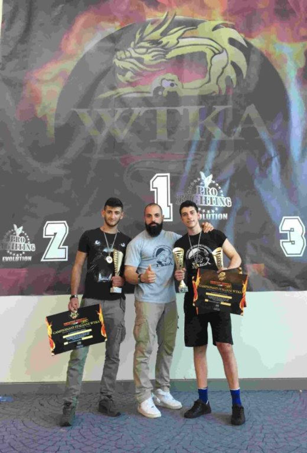 LA SCUOLA ITKA VINCE I NAZIONALI WTKA 2016 - 