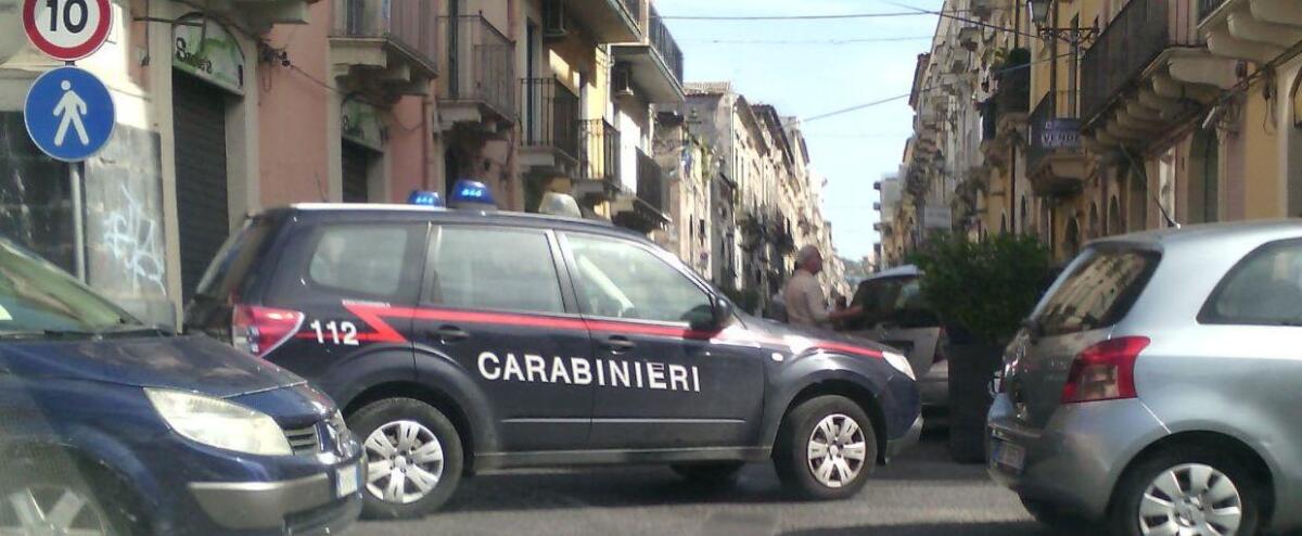 Confezionava droga in casa: arrestato - 