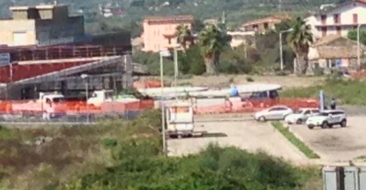 Ispezione della Dia al cantiere della piscina - 