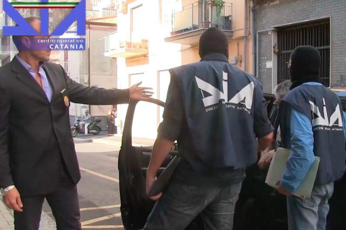 Appalti Aci Catena: fermati sindaco, consigliere e imprenditore - 