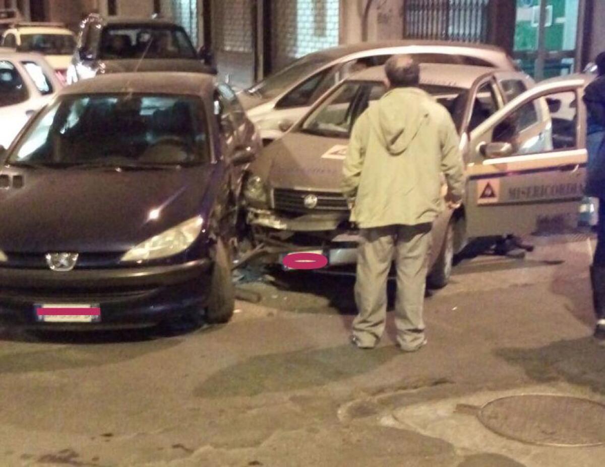 Incidente tra le vie Bellini e Canonico Renna - 