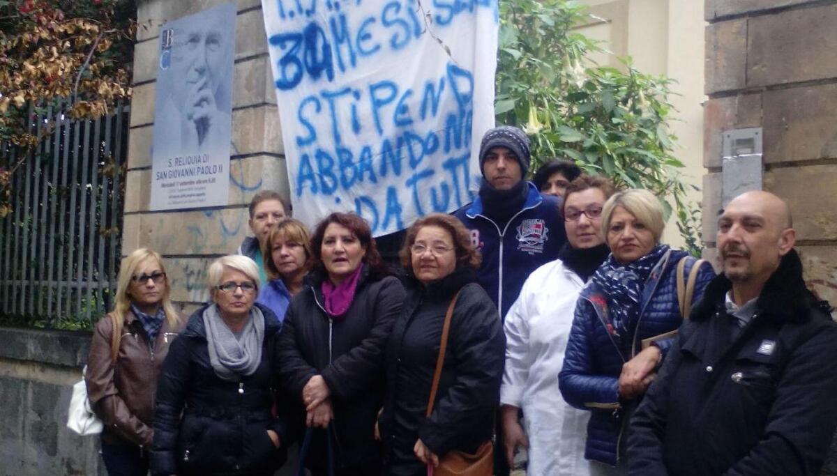 "Abbandonati da tutti" - 