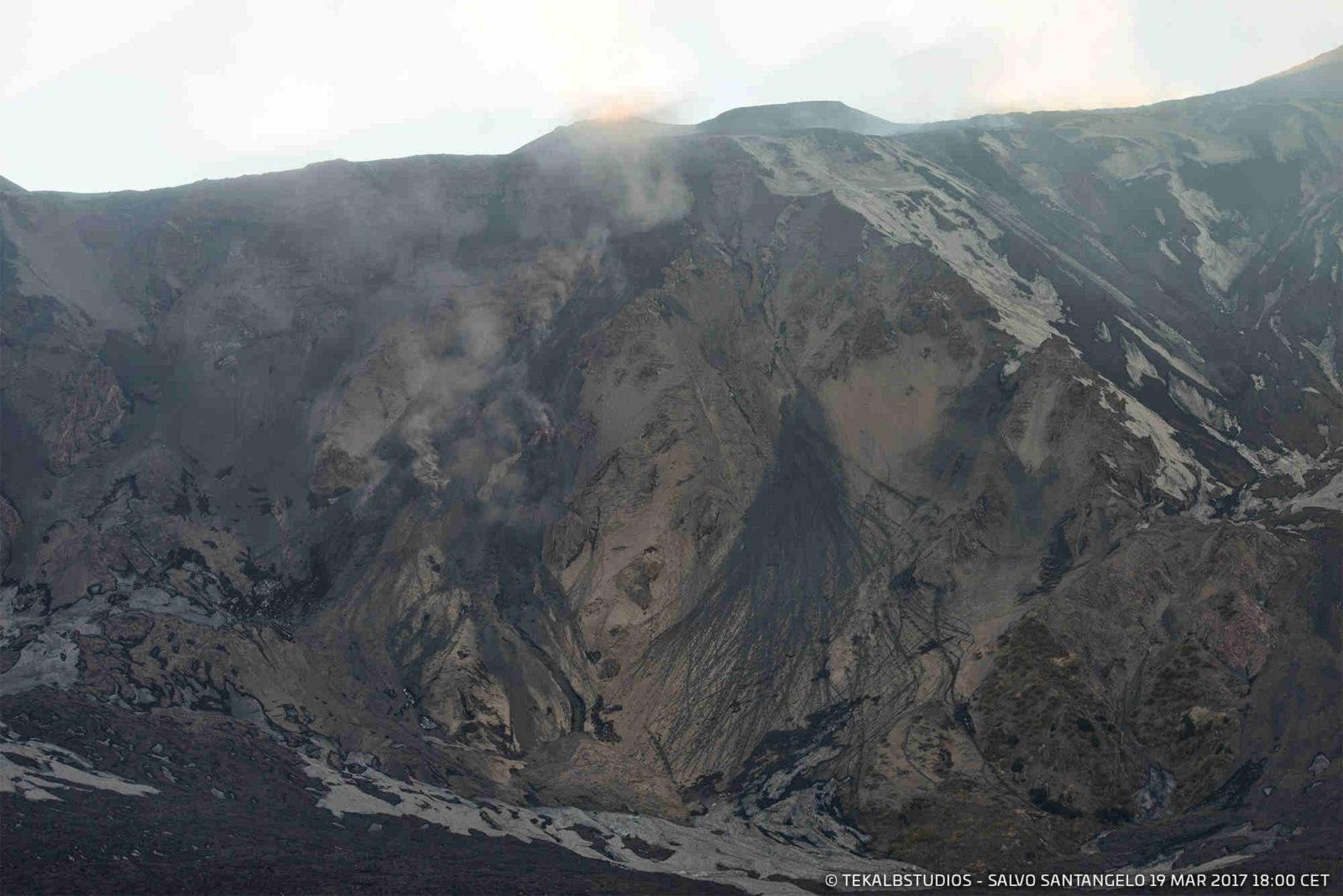 ERUZIONE DELL'ETNA - FOTO
