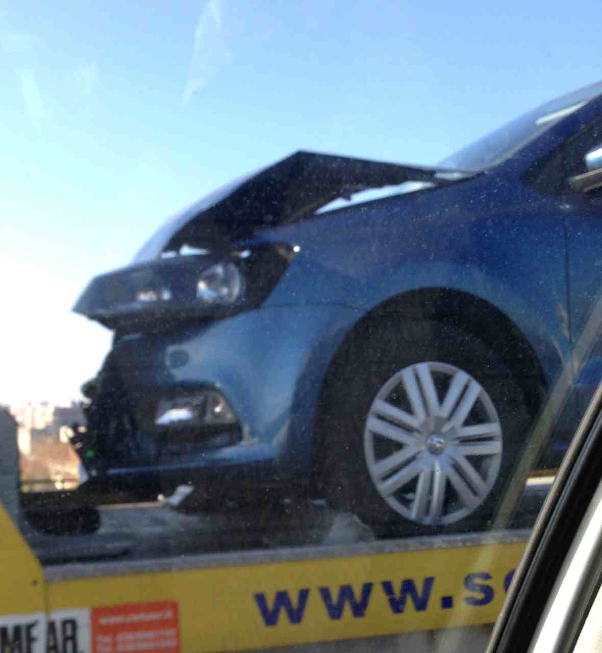 INCIDENTE ROTONDA CORSO ITALIA - VIALE DE PLATANI