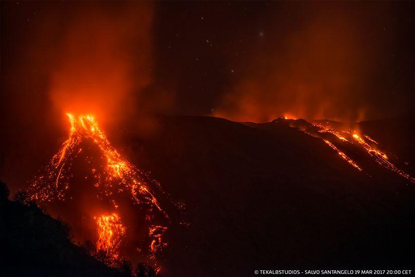 ERUZIONE DELL'ETNA - FOTO