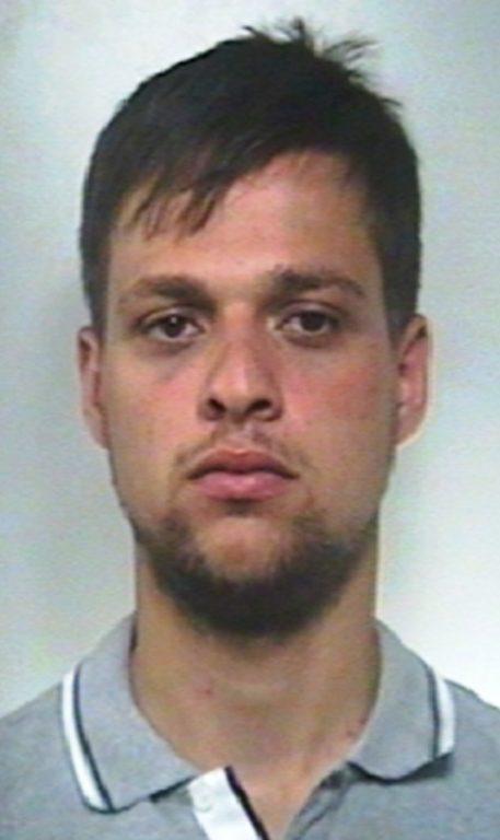 Rapinavano i benzinai di tutta Catania e provincia: 6 arresti