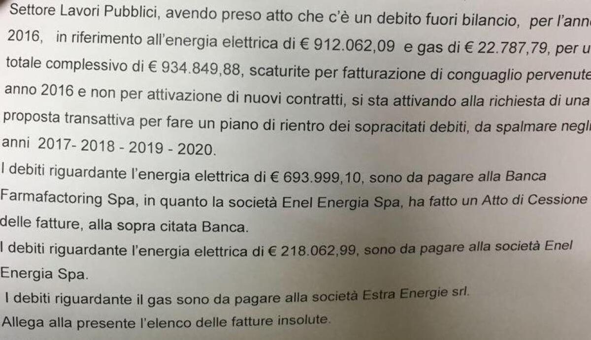 Un debito fuori bilancio da 700 mila euro per le fatture Enel non pagate - 