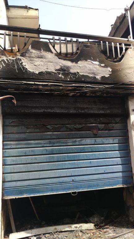 SANTA MARIA DI LICODIA: FIAMME NEL GARAGE SALVATO DAI VIGILI DEL FUOCO