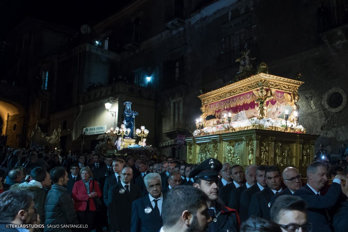 IL VENERDÌ SANTO PATERNESE: GALLERIA FOTOGRAFICA