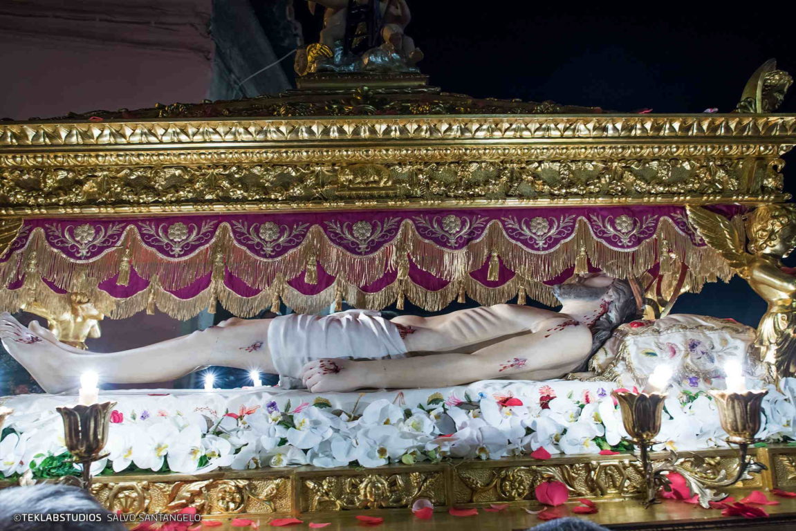 IL VENERDÌ SANTO PATERNESE: GALLERIA FOTOGRAFICA