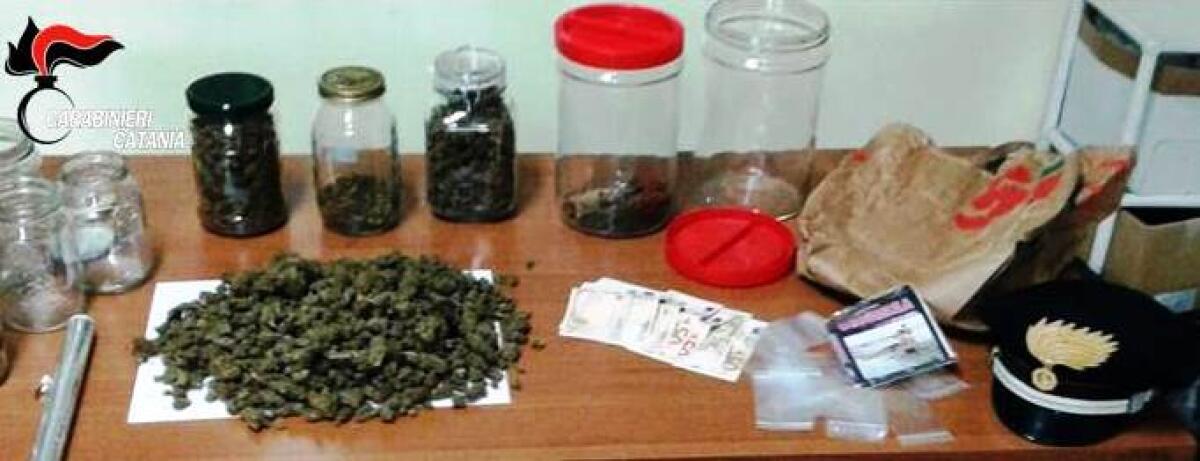 MASCALUCIA: I SOLDI DELLA DROGA NASCOSI NEL DVD DI “GOMORRA” - 