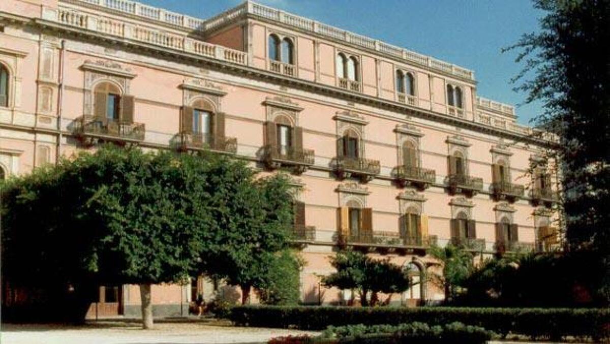 CATANIA: ISTITUTO BELLINI HA BUCO 14 MILIONI, 23 ARRESTI - 