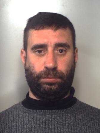 Assalto al distributore “Eni” sull’asse dei servizi: Catturati i due rapinatori.