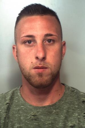 MISTERBIANCO: Arrestato un 24enne che deteneva cocaina a casa