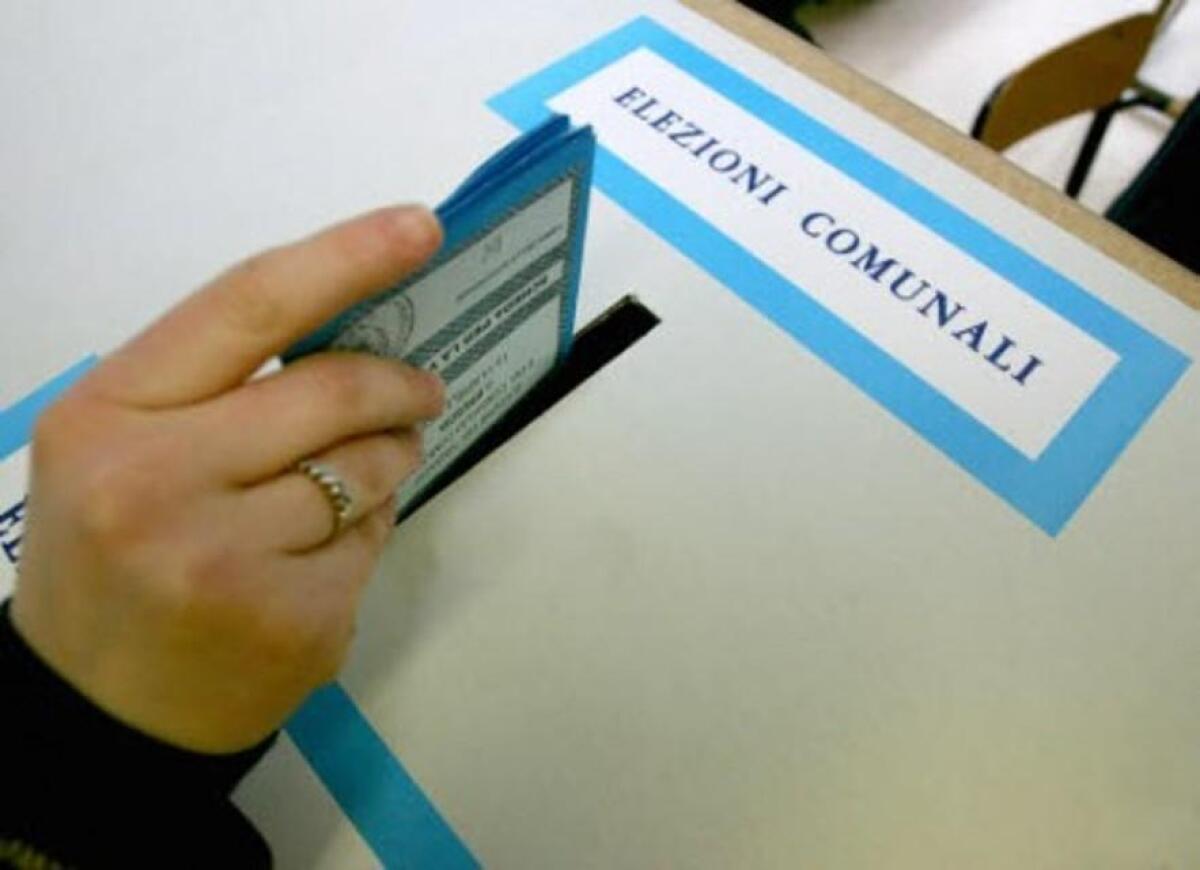 AMMINISTRATIVE PATERNO' 2017:  AFFLUENZA DEFINITIVA - 