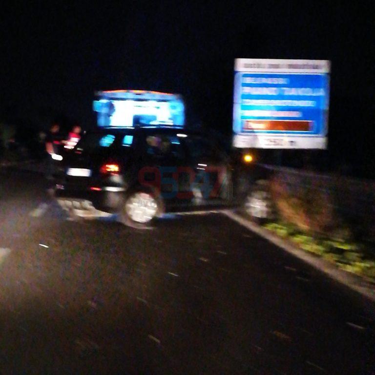 INCIDENTE SS 121 COINVOLTE 2 AUTO - FOTO