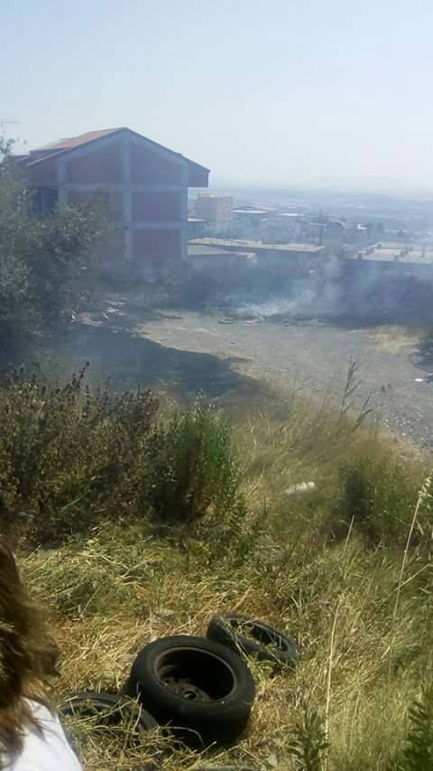 PATERNO' INCENDIO DI STERPAGLIE - FOTO