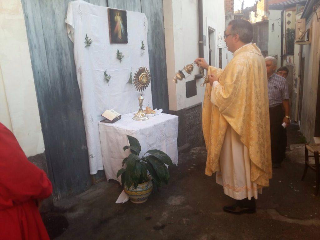 PARROCCHIA DI SAN MICHELE: GIORNATA EUCARISTICA - FOTO