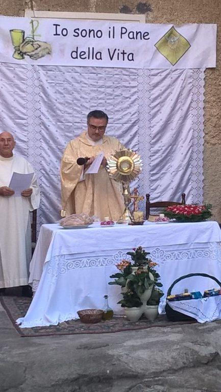 PARROCCHIA DI SAN MICHELE: GIORNATA EUCARISTICA - FOTO