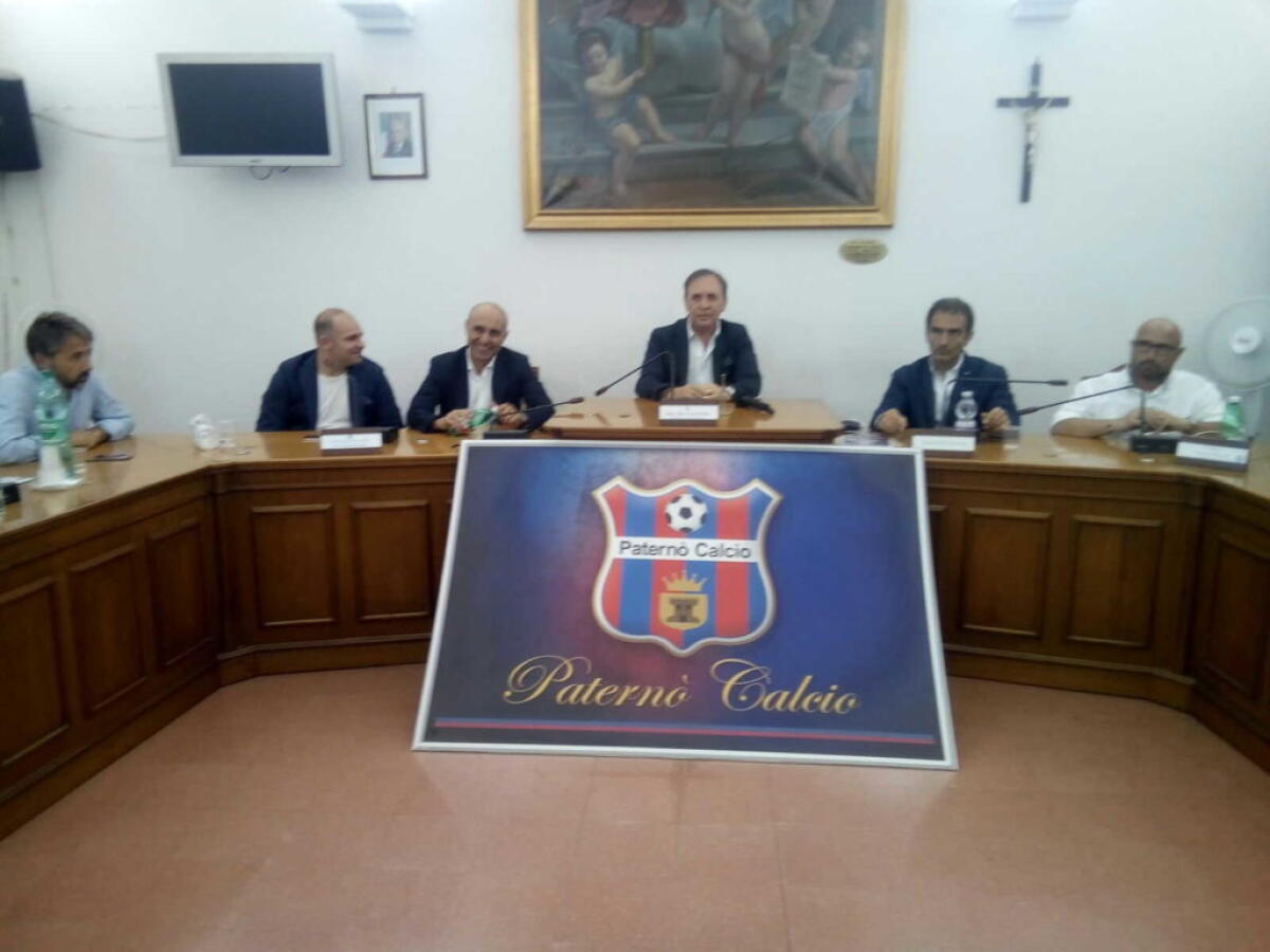 PATERNÒ, PRESENTATO IL NUOVO PATERNÒ CALCIO - 