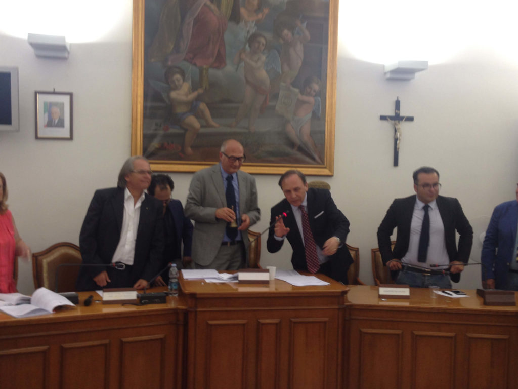 FILIPPO SAMBATARO ELETTO PRESIDENTE DEL CONSIGLIO COMUNALE - FOTO