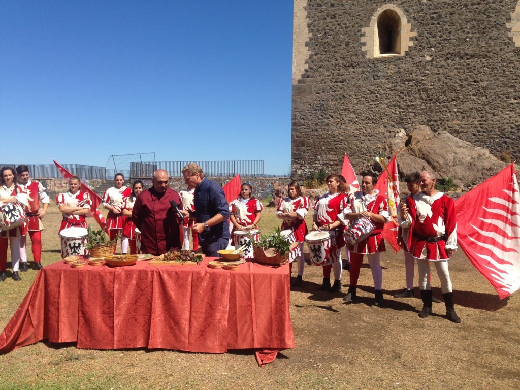LE TELECAMERE DI RAIUNO A PATERNO' - FOTO E VIDEO
