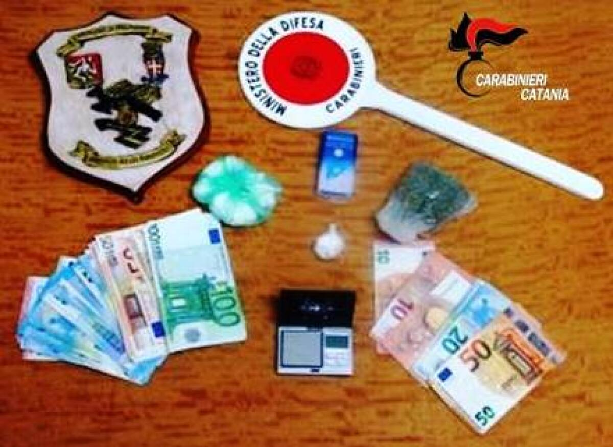 RAMACCA: PIANTONATO IN OSPEDALE UN 24ENNE CHE INGOIA PARTE DI COCAINA PRIMA DI ESSERE ARRESTATO - 