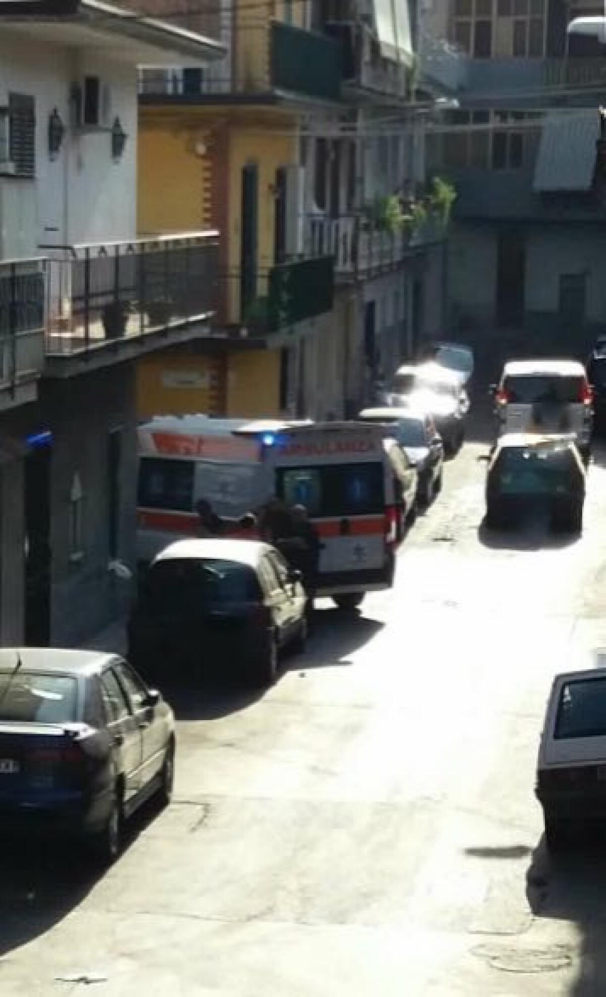 PATERNÓ: MISTERIOSO DECESSO DI UN 50ENNE - 