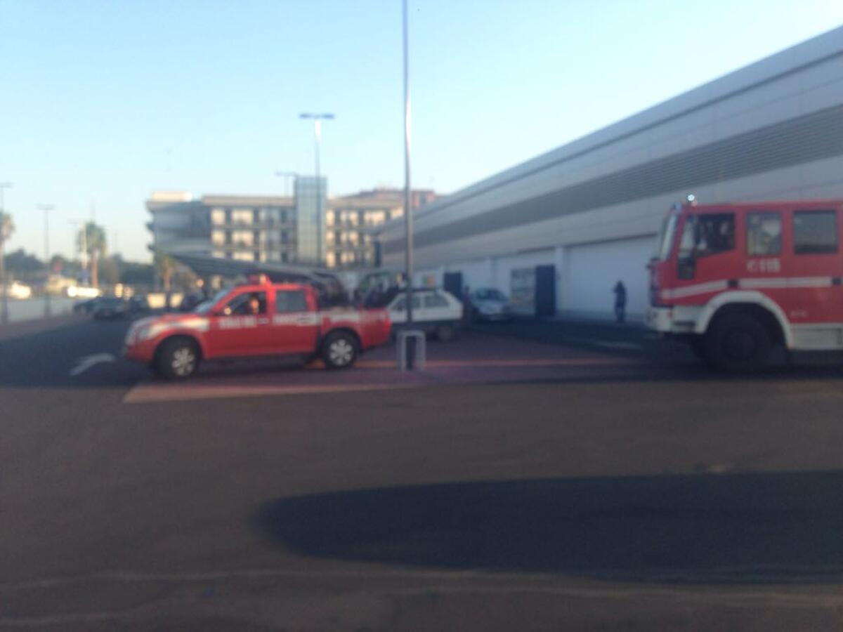 ALLARME INCENDIO ALLA LIDL - 