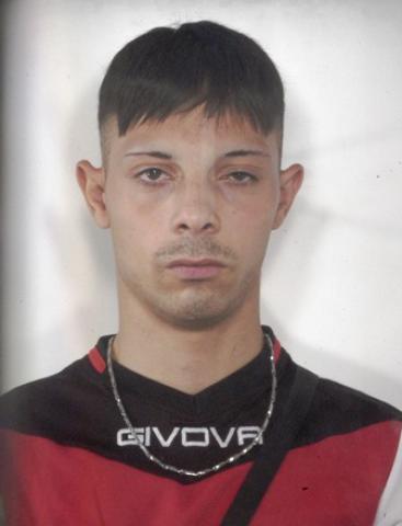 ADRANO: FURTO IN SALA SCOMMESSE, ARRESTATA LA BANDA