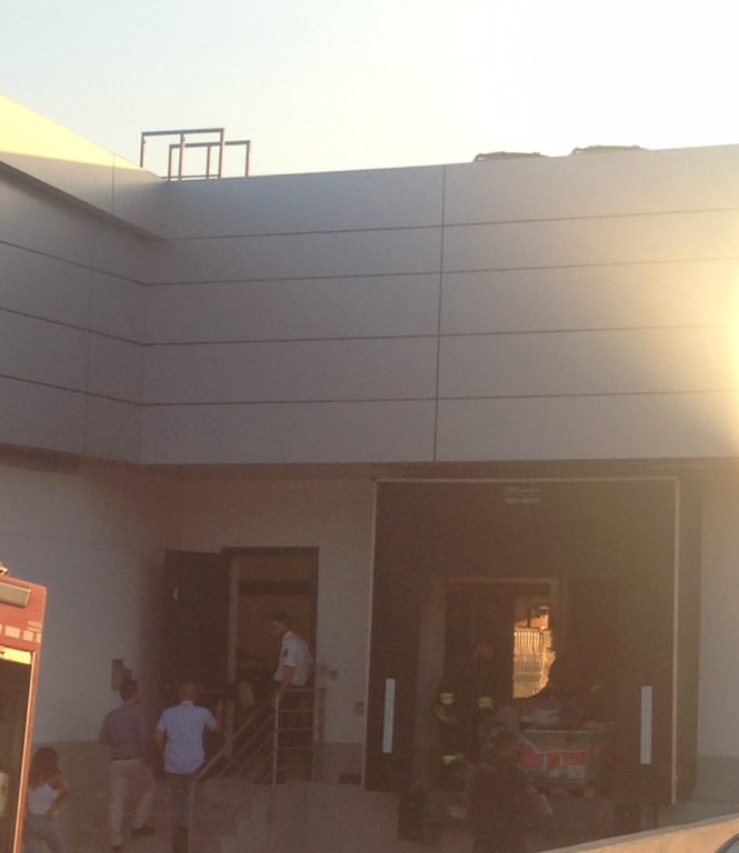 ALLARME INCENDIO ALLA LIDL - FOTO