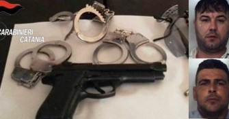 ACI CASTELLO: RAPINA IN UNA GIOIELLERIA, TRE ARRESTI