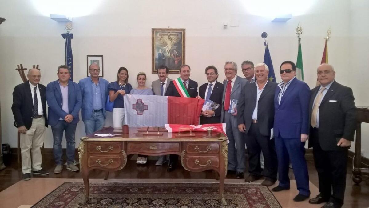 PATERNÒ: IL SINDACO NASO INCONTRA DELEGAZIONE MALTESE  - FOTO - 