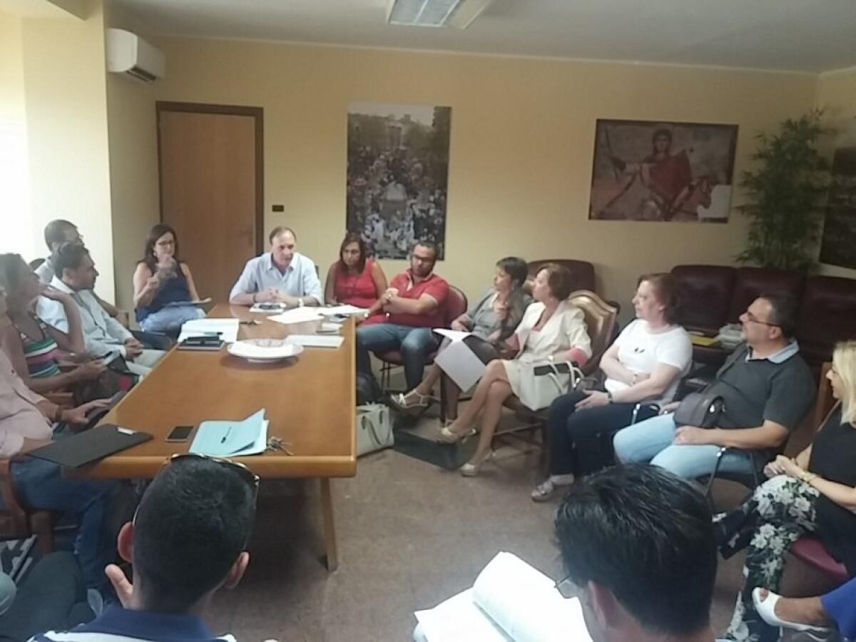 IL SINDACO NASO INCONTRA I DIRIGENTI SCOLASTICI - 