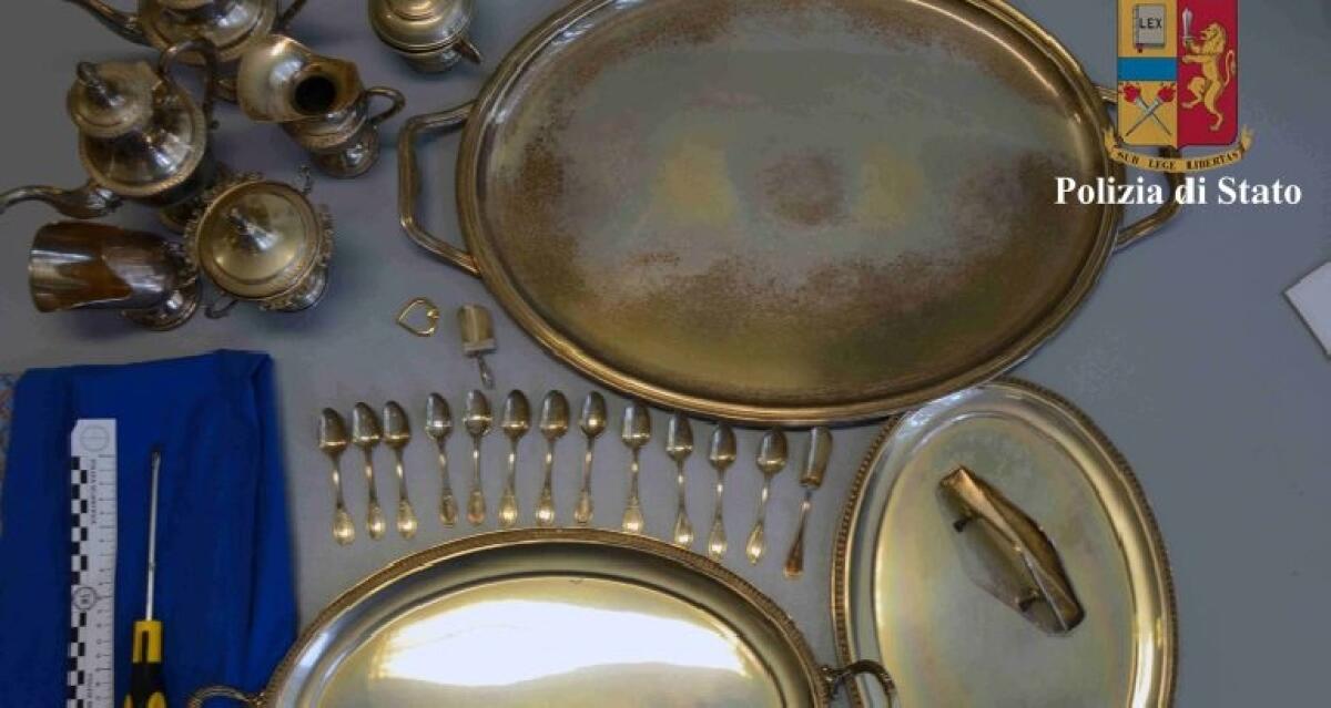 RAGUSA: ARRESTATA BANDA DI LADRI CATANESI IN TRASFERTA - LE FOTO - 