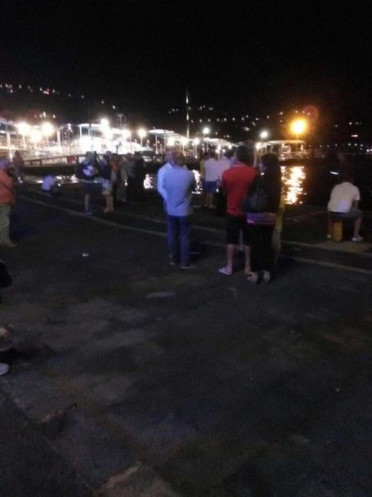 ALISCAFO SU SCOGLI A LIPARI, FERITI DI CUI UNO GRAVE - 