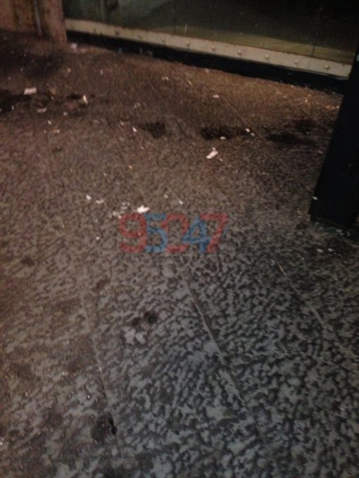 PATERNO': BRUTALMENTE PICCHIATO IN PIENO CENTRO MENTRE PASSEGGIA CON IL CANE